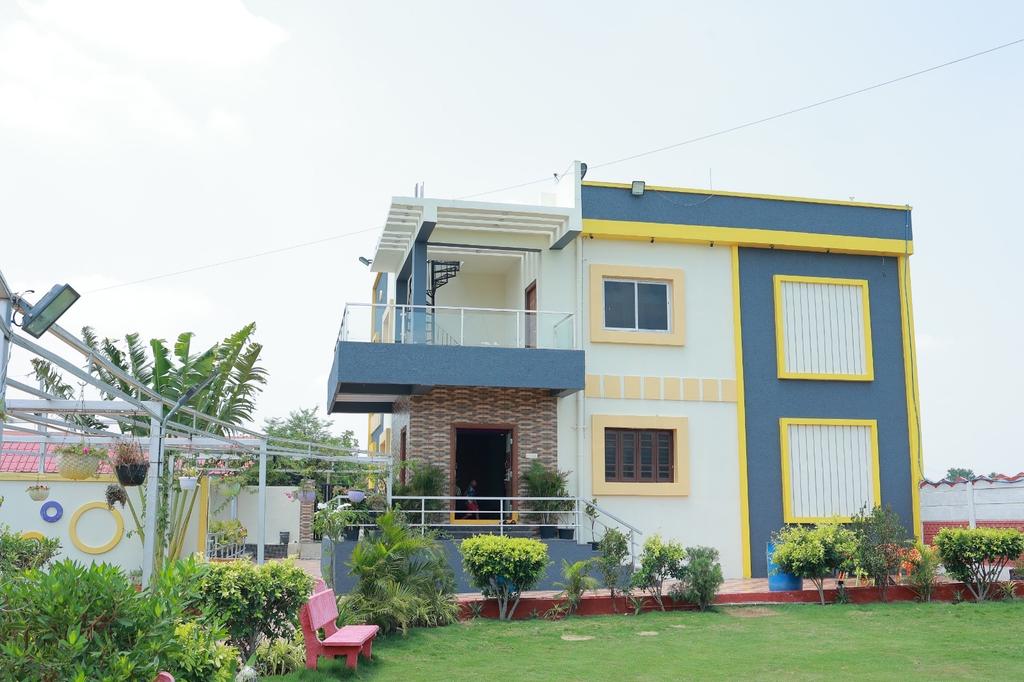 The farmhouse at Siri Green Acres Farmhouse, Surangal, Moinabad