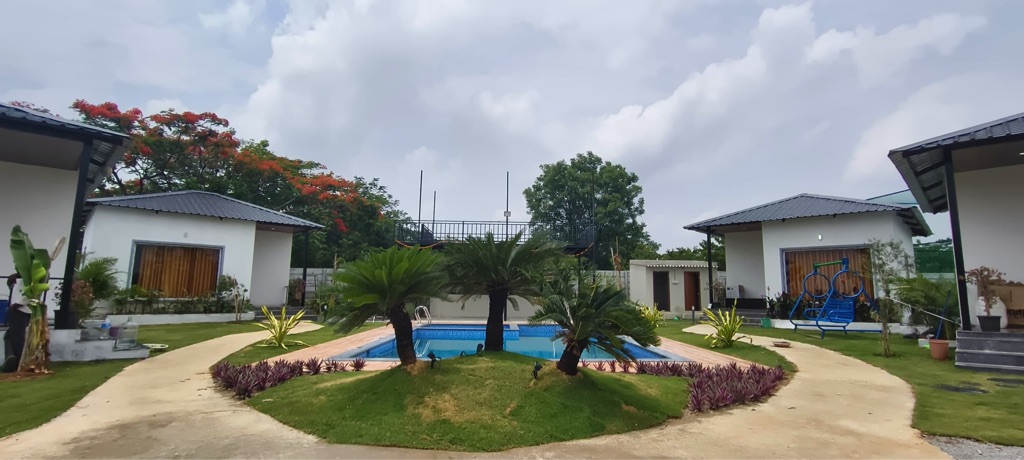 Private swimming pool at Melora Grand - Box Cricket, Moinabad